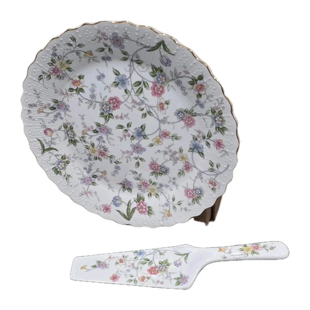 Vintage Ceramic‎ Corona Fine China Gold Rimmed Floral Pattern Plate With Spatula